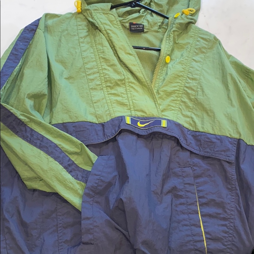 Nike Performance Throwback Rain Jacket Wind Breake - image 3